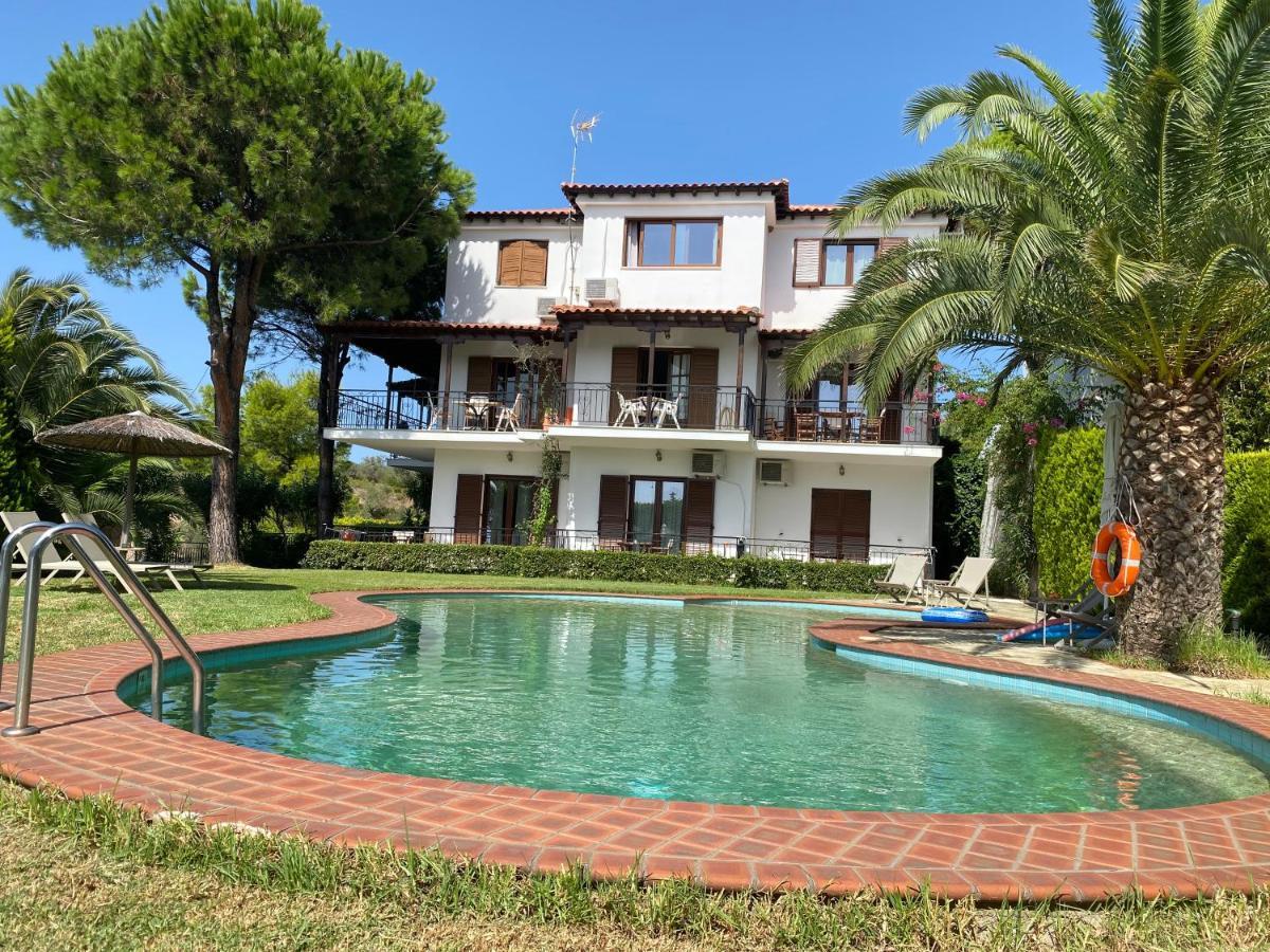 Villa Xanthippi Agia Paraskevi (Skiathos) Exterior foto